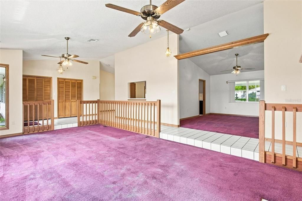 For Sale: $500,000 (3 beds, 3 baths, 2108 Square Feet)