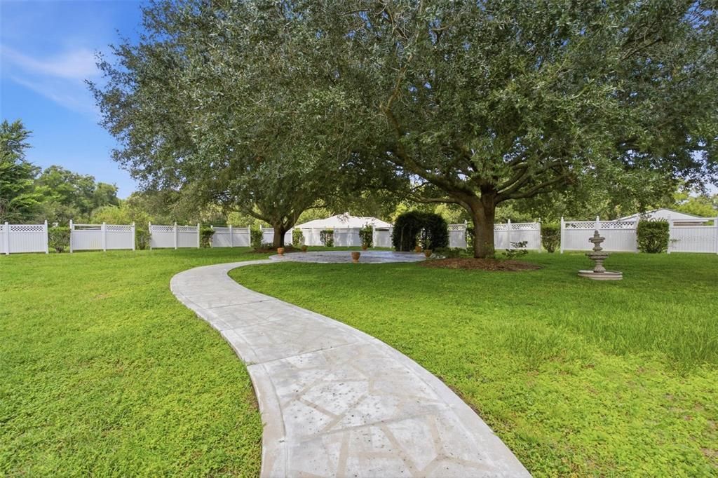 For Sale: $500,000 (3 beds, 3 baths, 2108 Square Feet)
