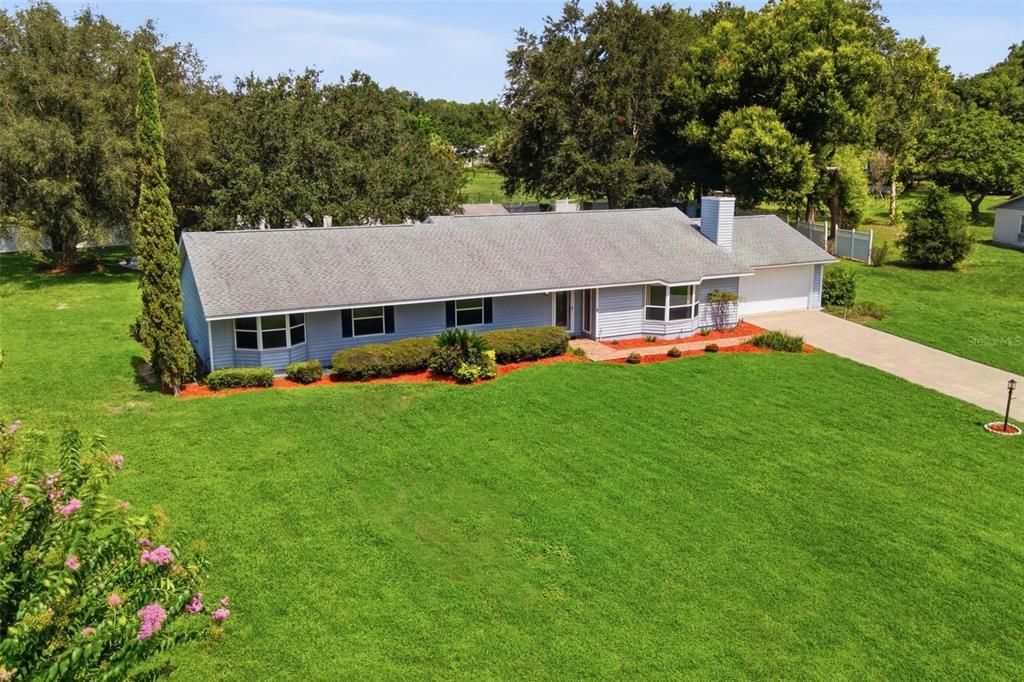 For Sale: $500,000 (3 beds, 3 baths, 2108 Square Feet)