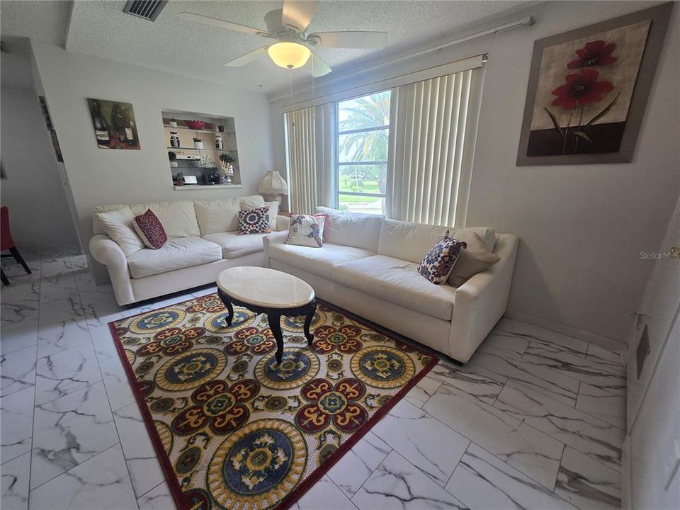 For Rent: $1,750 (2 beds, 2 baths, 1140 Square Feet)