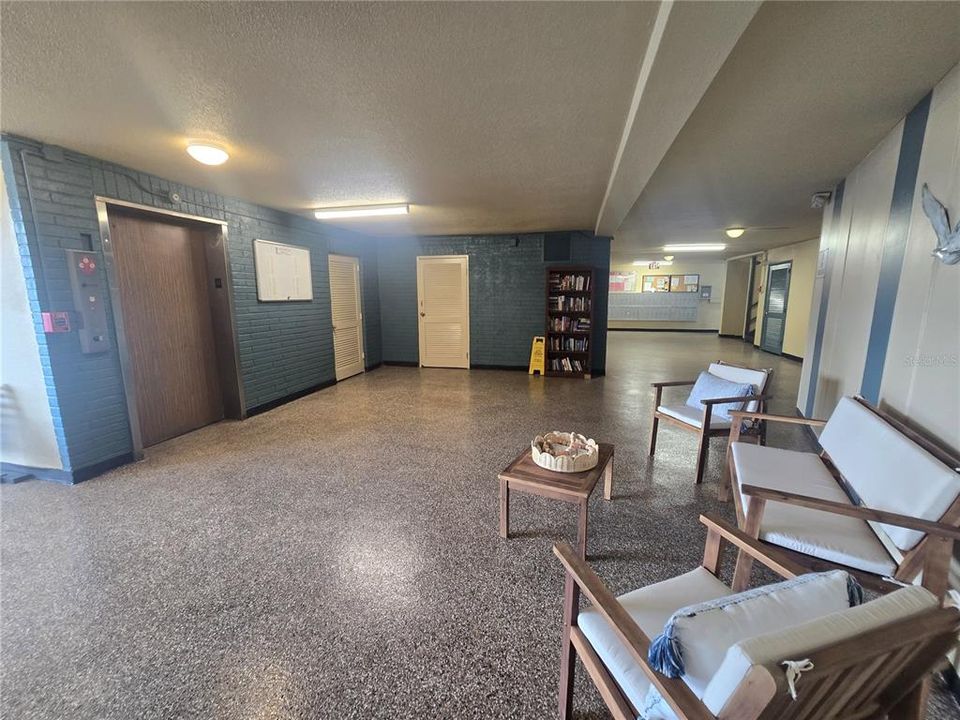 For Rent: $1,750 (2 beds, 2 baths, 1140 Square Feet)