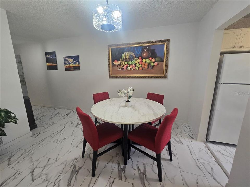 For Rent: $1,750 (2 beds, 2 baths, 1140 Square Feet)