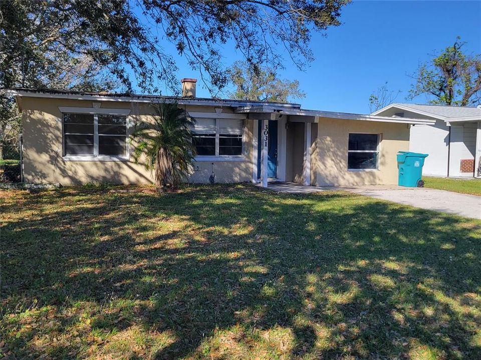 For Rent: $1,295 (3 beds, 1 baths, 1044 Square Feet)