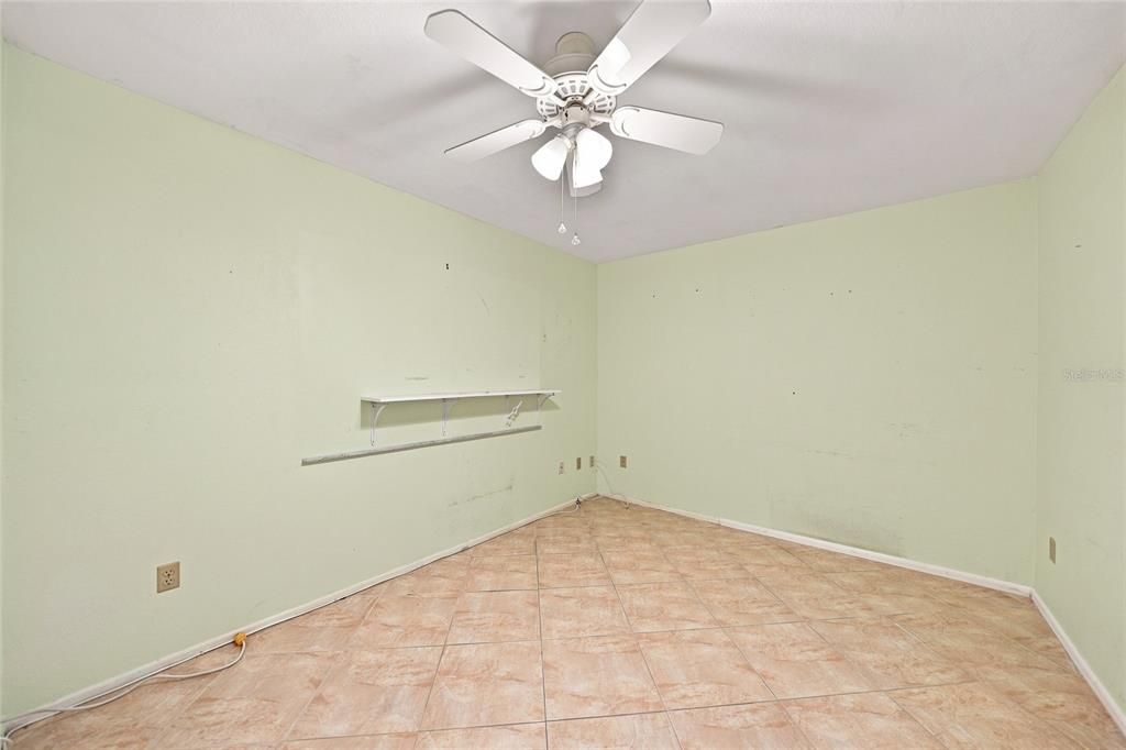 For Sale: $144,900 (2 beds, 1 baths, 767 Square Feet)