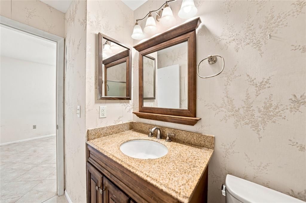 For Sale: $144,900 (2 beds, 1 baths, 767 Square Feet)