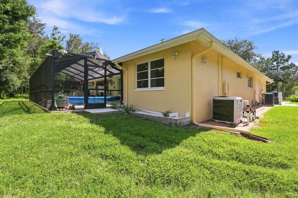 На продажу: $365,000 (3 спален, 2 ванн, 1869 Квадратных фут)