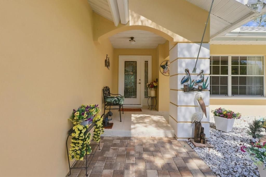 На продажу: $365,000 (3 спален, 2 ванн, 1869 Квадратных фут)