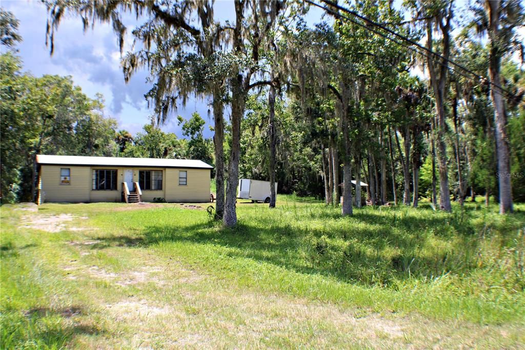 For Sale: $285,000 (3 beds, 2 baths, 1248 Square Feet)