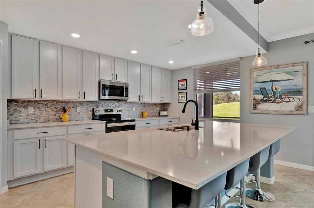 For Sale: $449,000 (3 beds, 2 baths, 1769 Square Feet)