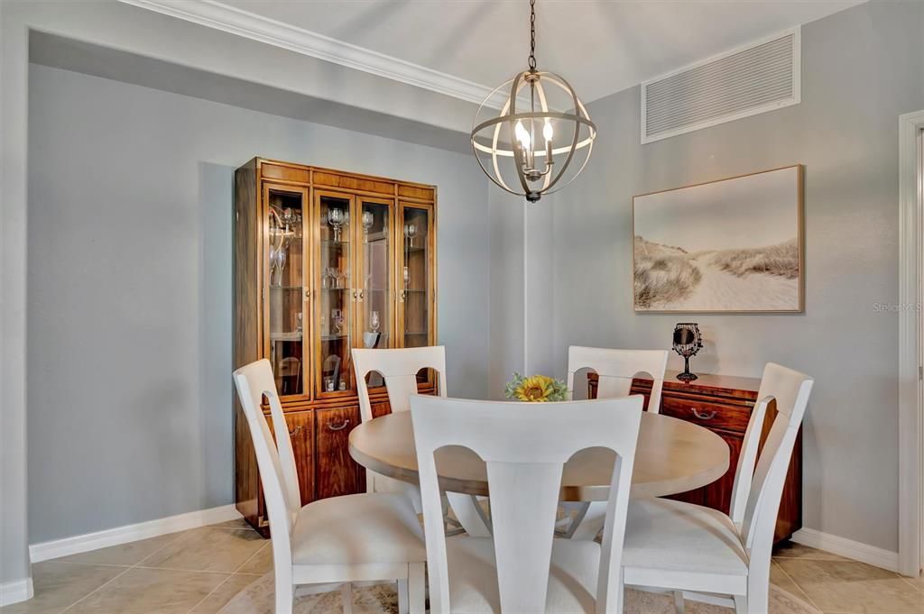 For Sale: $449,000 (3 beds, 2 baths, 1769 Square Feet)