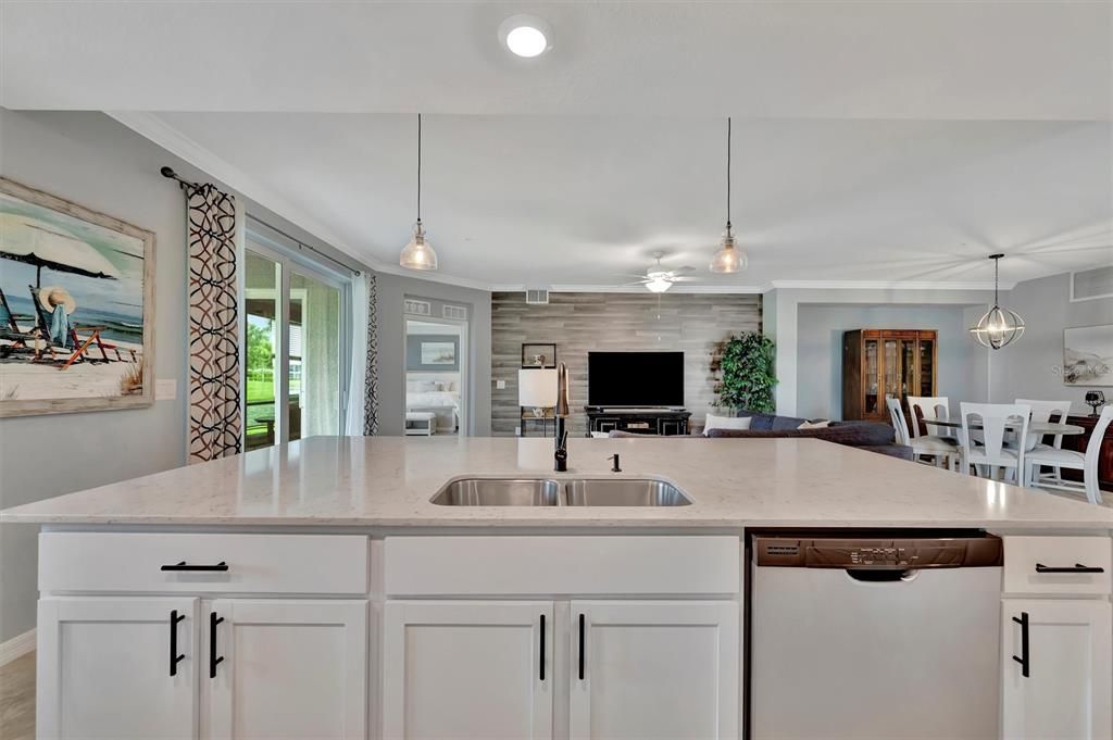 For Sale: $449,000 (3 beds, 2 baths, 1769 Square Feet)