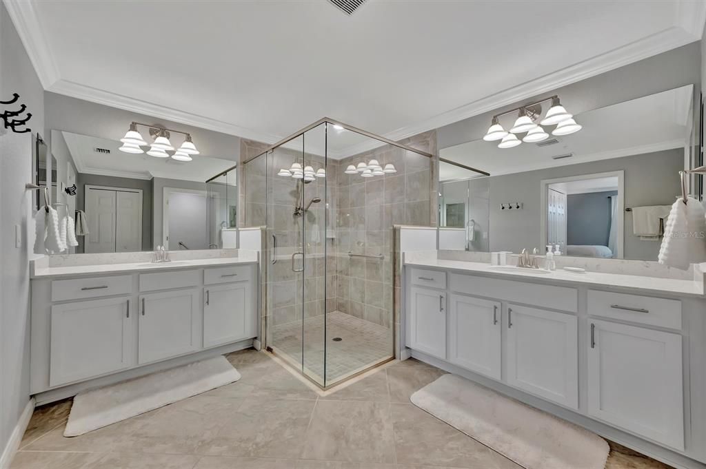 For Sale: $449,000 (3 beds, 2 baths, 1769 Square Feet)