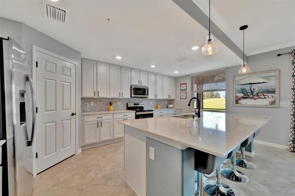 For Sale: $449,000 (3 beds, 2 baths, 1769 Square Feet)