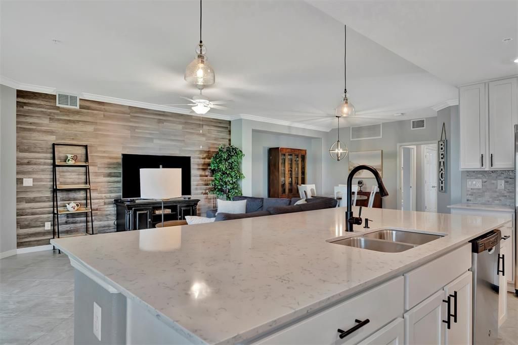 For Sale: $449,000 (3 beds, 2 baths, 1769 Square Feet)