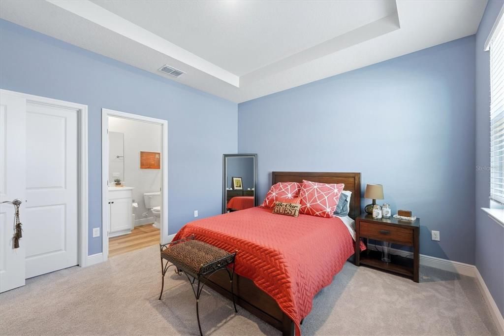 For Sale: $585,000 (4 beds, 3 baths, 2828 Square Feet)
