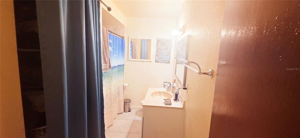 For Sale: $350,000 (7 beds, 3 baths, 1876 Square Feet)