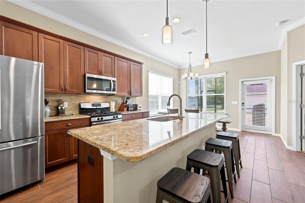For Sale: $432,000 (3 beds, 2 baths, 1520 Square Feet)