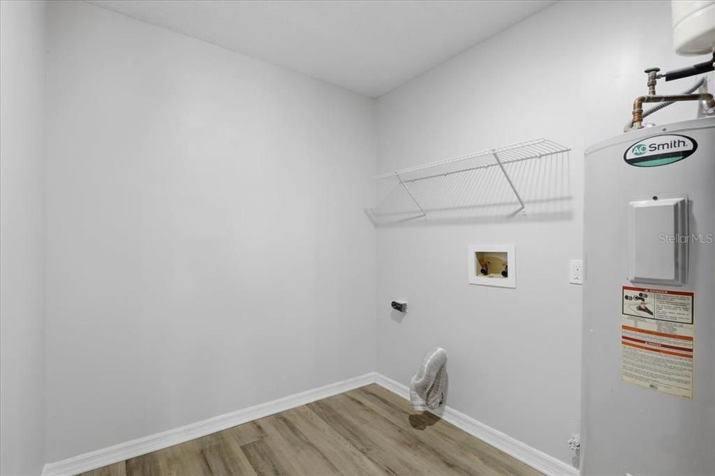 For Sale: $484,900 (3 beds, 2 baths, 2242 Square Feet)