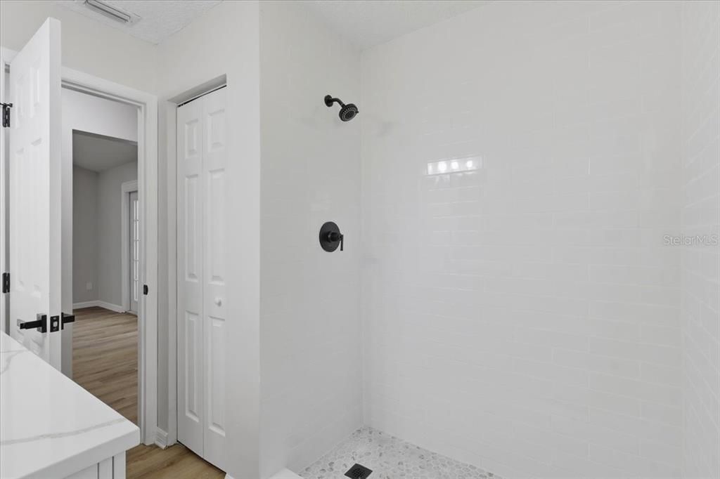For Sale: $484,900 (3 beds, 2 baths, 2242 Square Feet)