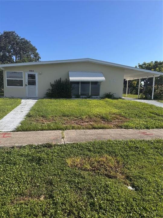 For Sale: $189,900 (2 beds, 1 baths, 814 Square Feet)