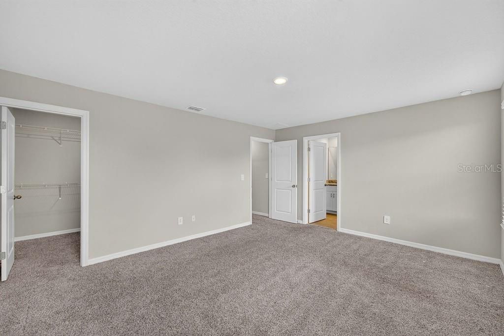 For Rent: $2,200 (3 beds, 2 baths, 1566 Square Feet)