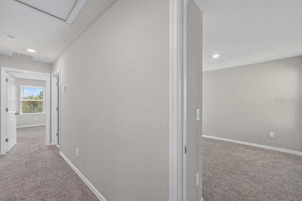 For Rent: $2,200 (3 beds, 2 baths, 1566 Square Feet)