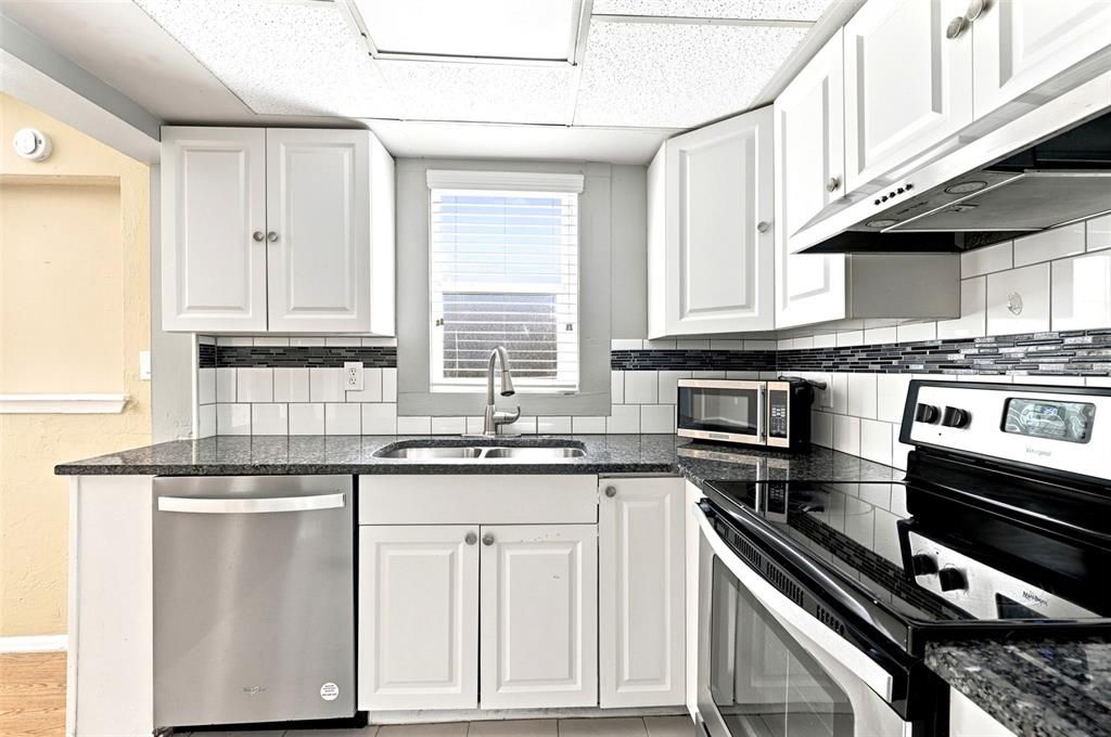 For Sale: $499,900 (4 beds, 0 baths, 1798 Square Feet)