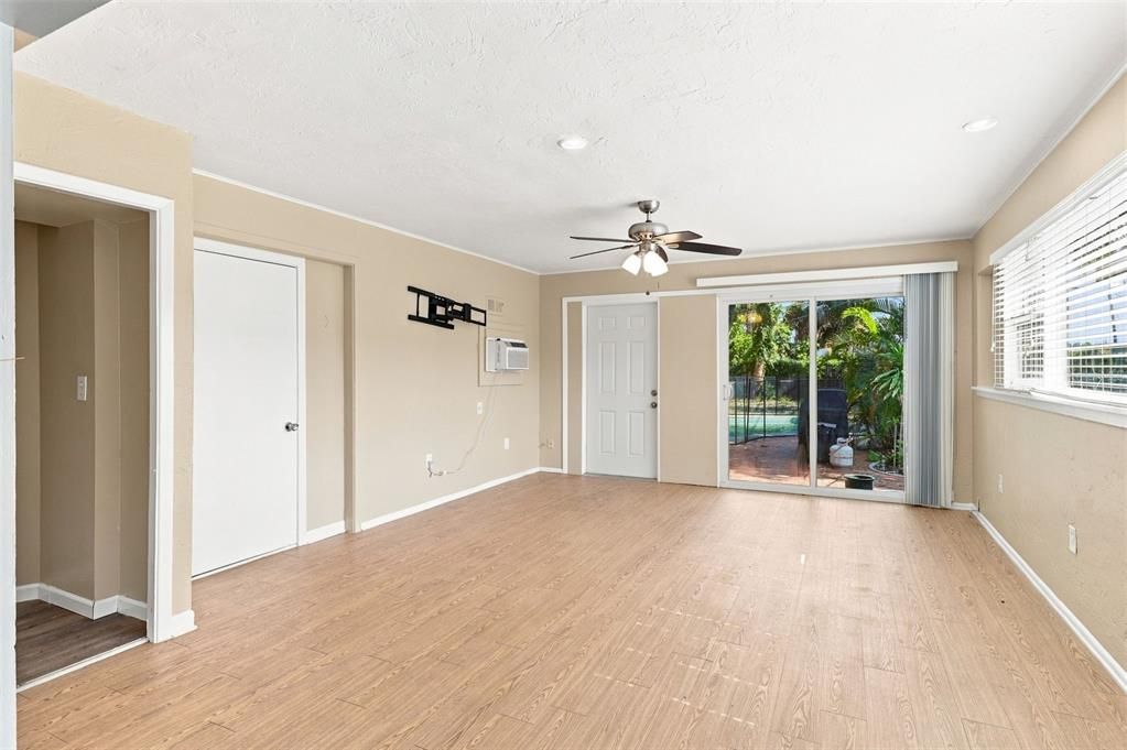 For Sale: $499,900 (4 beds, 0 baths, 1798 Square Feet)