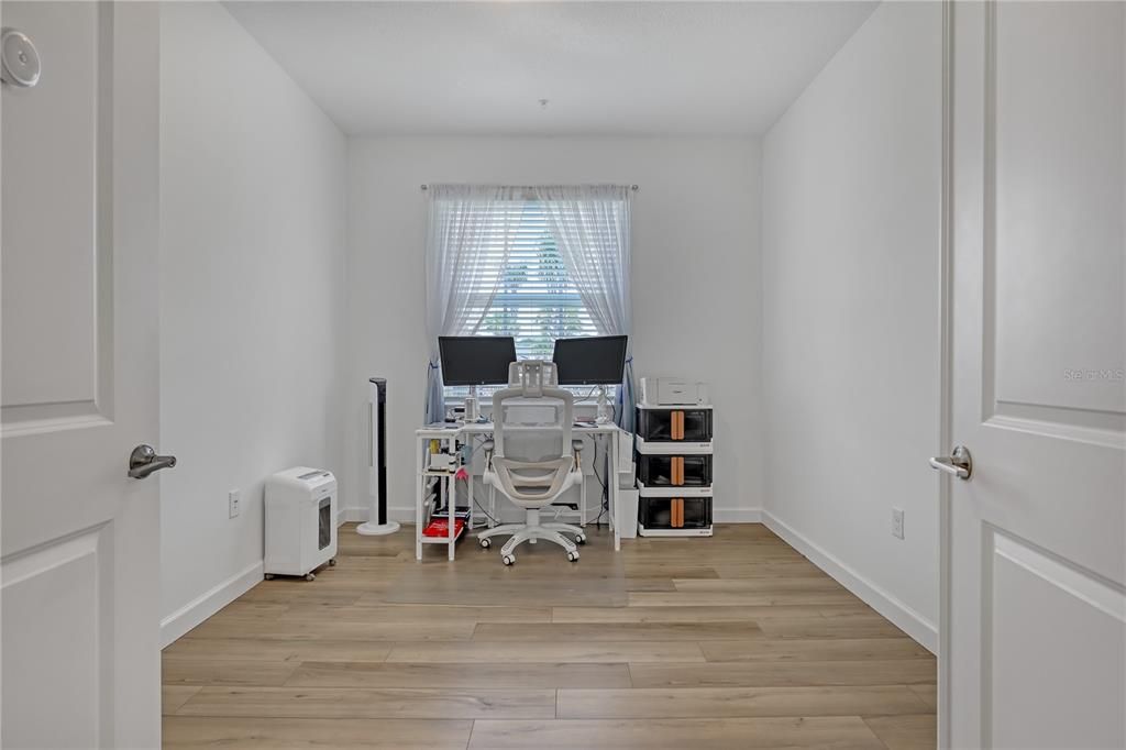 For Sale: $275,000 (3 beds, 2 baths, 1411 Square Feet)