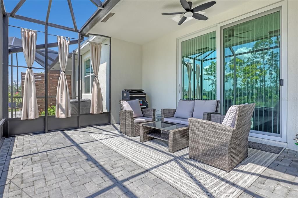 For Sale: $275,000 (3 beds, 2 baths, 1411 Square Feet)