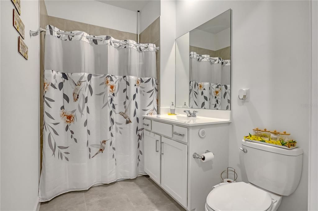 For Sale: $275,000 (3 beds, 2 baths, 1411 Square Feet)