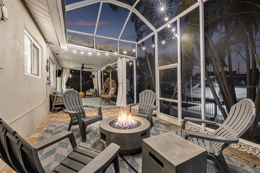En Venta: $950,000 (3 camas, 2 baños, 1482 Pies cuadrados)