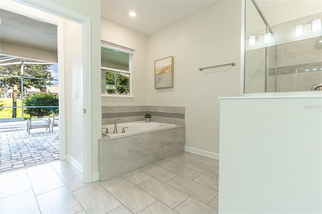 For Sale: $749,900 (8 beds, 5 baths, 3909 Square Feet)