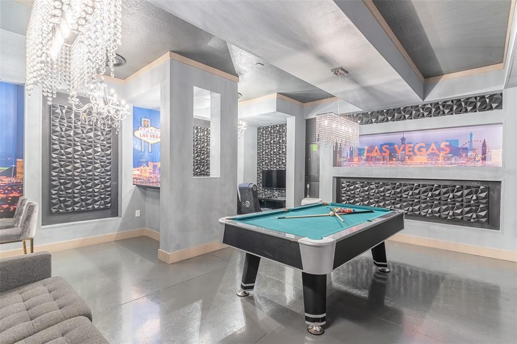 For Sale: $749,900 (8 beds, 5 baths, 3909 Square Feet)