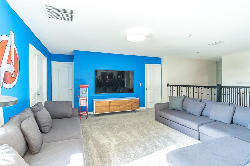 For Sale: $749,900 (8 beds, 5 baths, 3909 Square Feet)