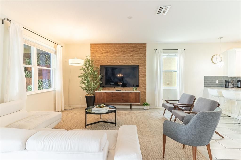 For Sale: $749,900 (8 beds, 5 baths, 3909 Square Feet)