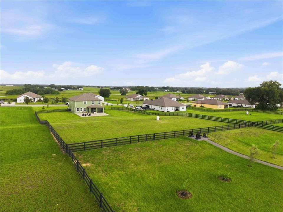 For Sale: $785,000 (5 beds, 4 baths, 3084 Square Feet)
