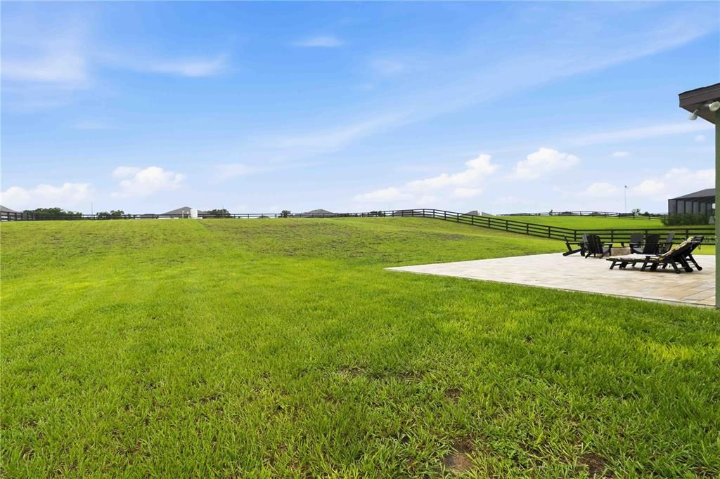 For Sale: $785,000 (5 beds, 4 baths, 3084 Square Feet)