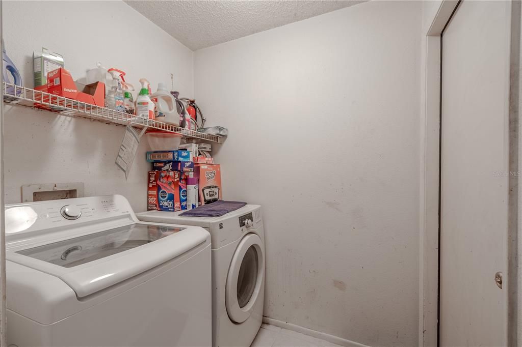 For Sale: $335,000 (4 beds, 2 baths, 1546 Square Feet)