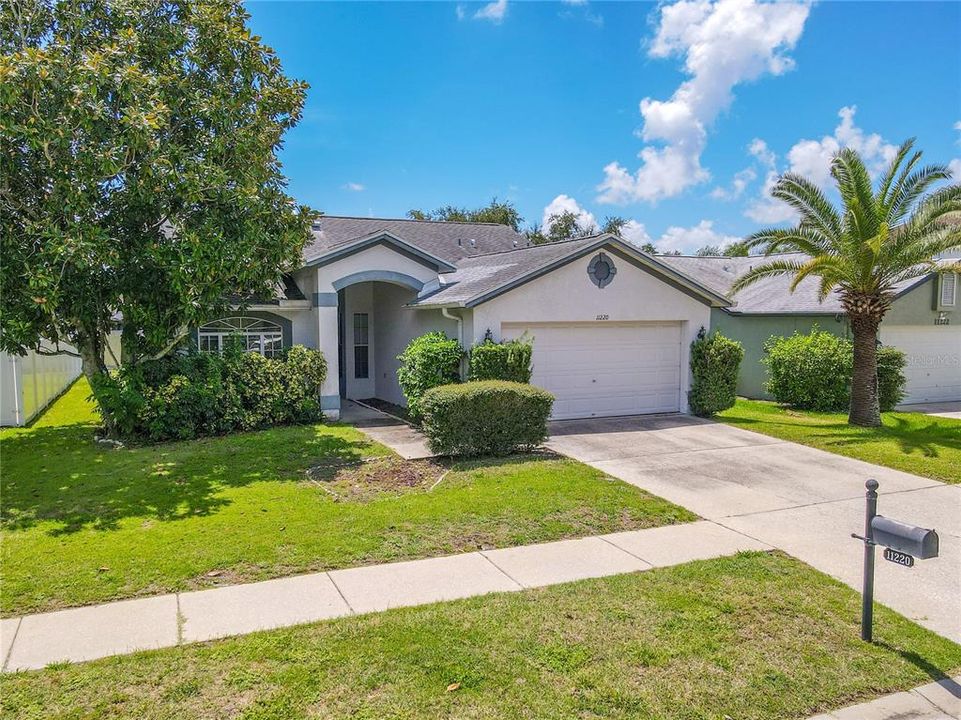 For Sale: $335,000 (4 beds, 2 baths, 1546 Square Feet)