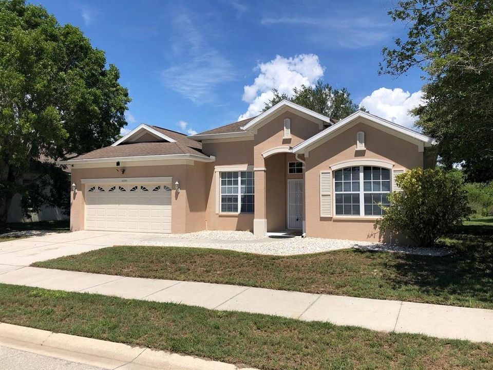 For Rent: $2,699 (2 beds, 2 baths, 1928 Square Feet)