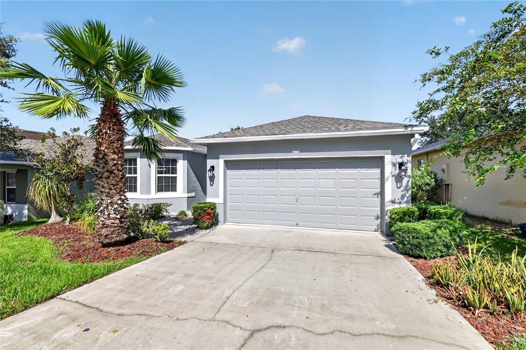 For Rent: $2,300 (3 beds, 2 baths, 1758 Square Feet)