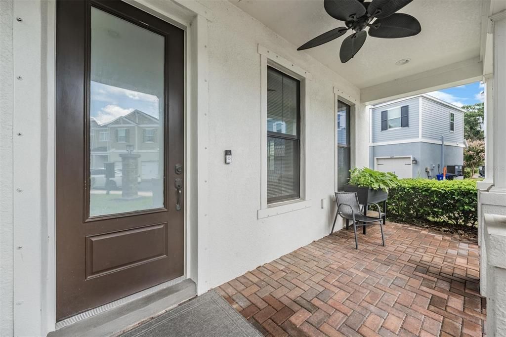For Rent: $2,850 (3 beds, 2 baths, 1569 Square Feet)