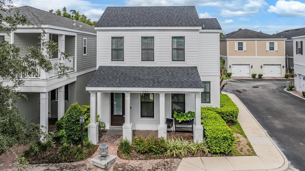 For Rent: $2,850 (3 beds, 2 baths, 1569 Square Feet)