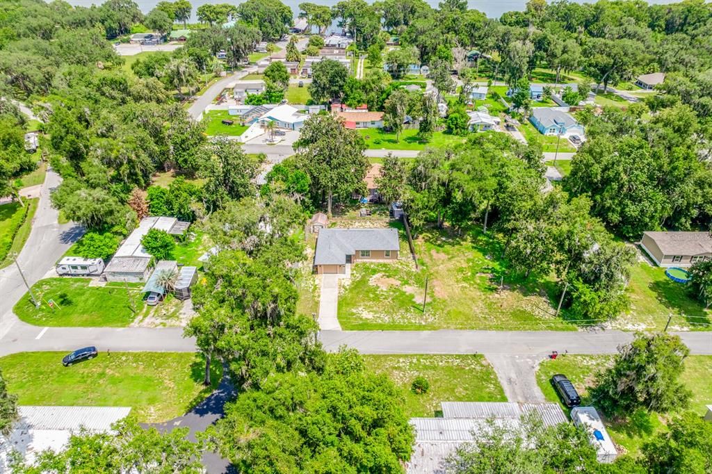 For Sale: $224,900 (2 beds, 2 baths, 1140 Square Feet)