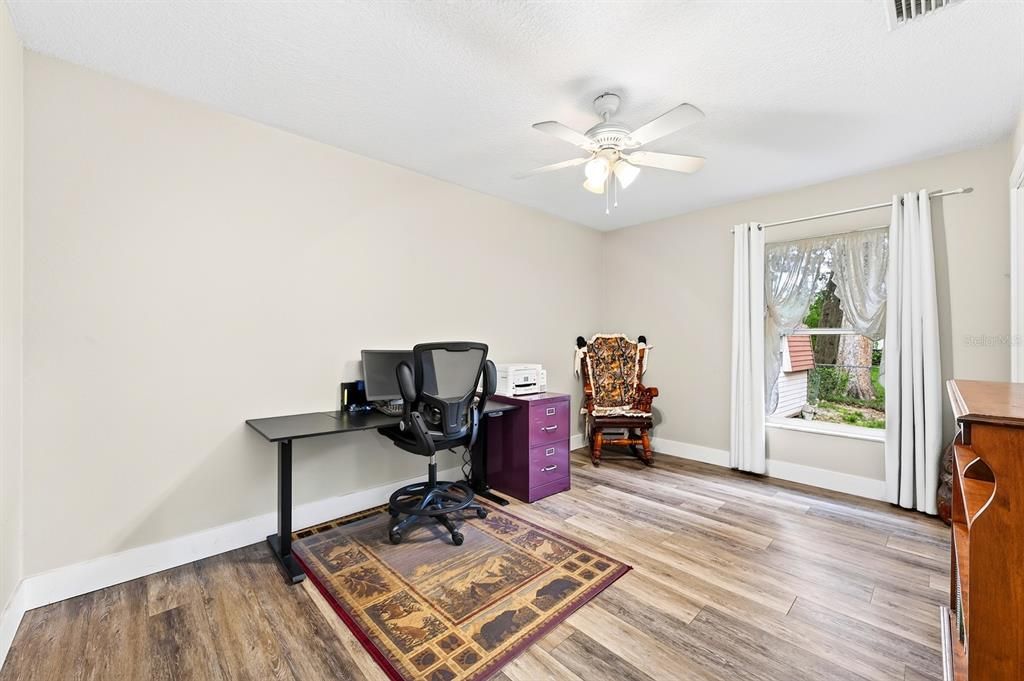For Sale: $224,900 (2 beds, 2 baths, 1140 Square Feet)
