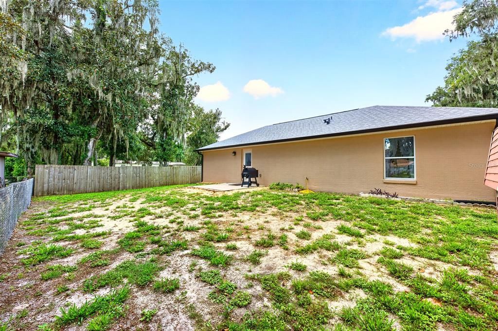 For Sale: $224,900 (2 beds, 2 baths, 1140 Square Feet)