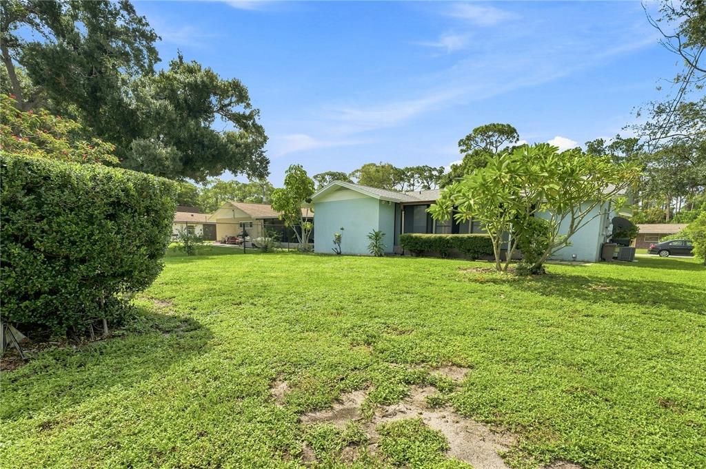 For Rent: $2,250 (2 beds, 2 baths, 1055 Square Feet)