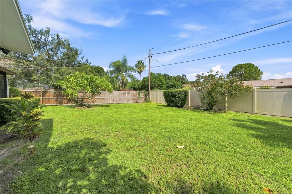 For Rent: $2,250 (2 beds, 2 baths, 1055 Square Feet)