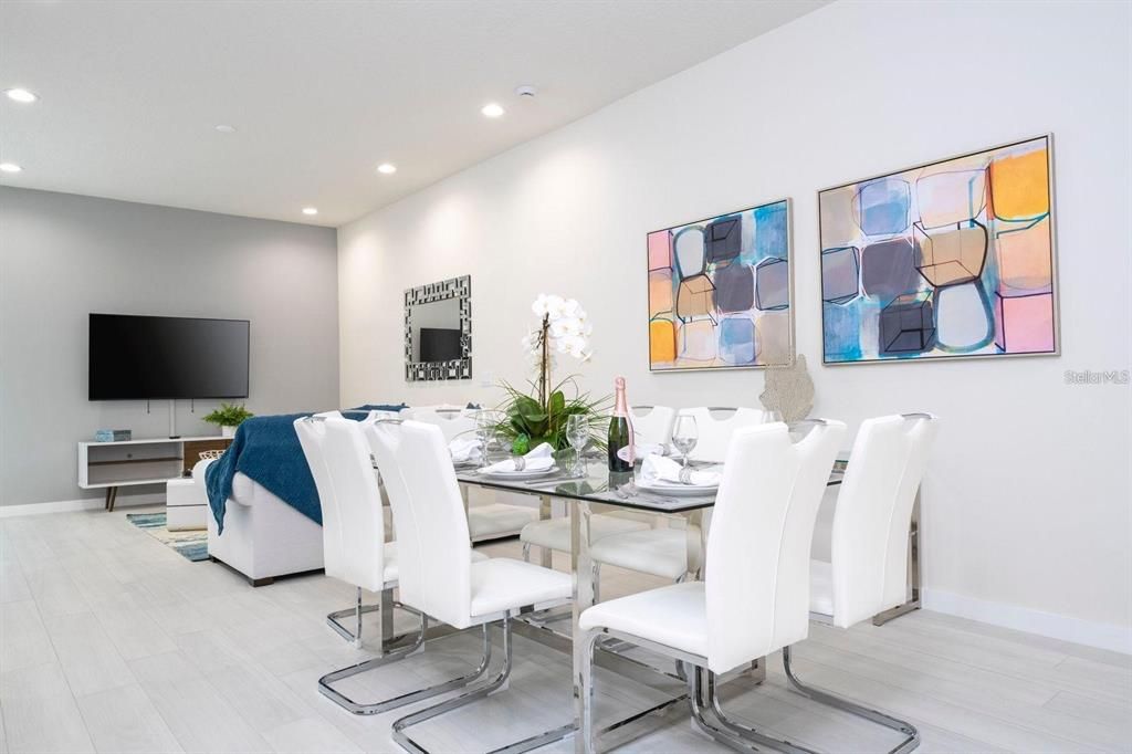 En Venta: $500,000 (5 camas, 5 baños, 2044 Pies cuadrados)